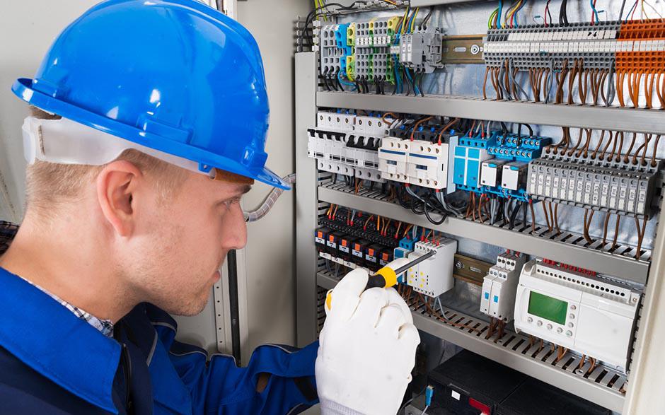besoin d'un électricien Le Bourget